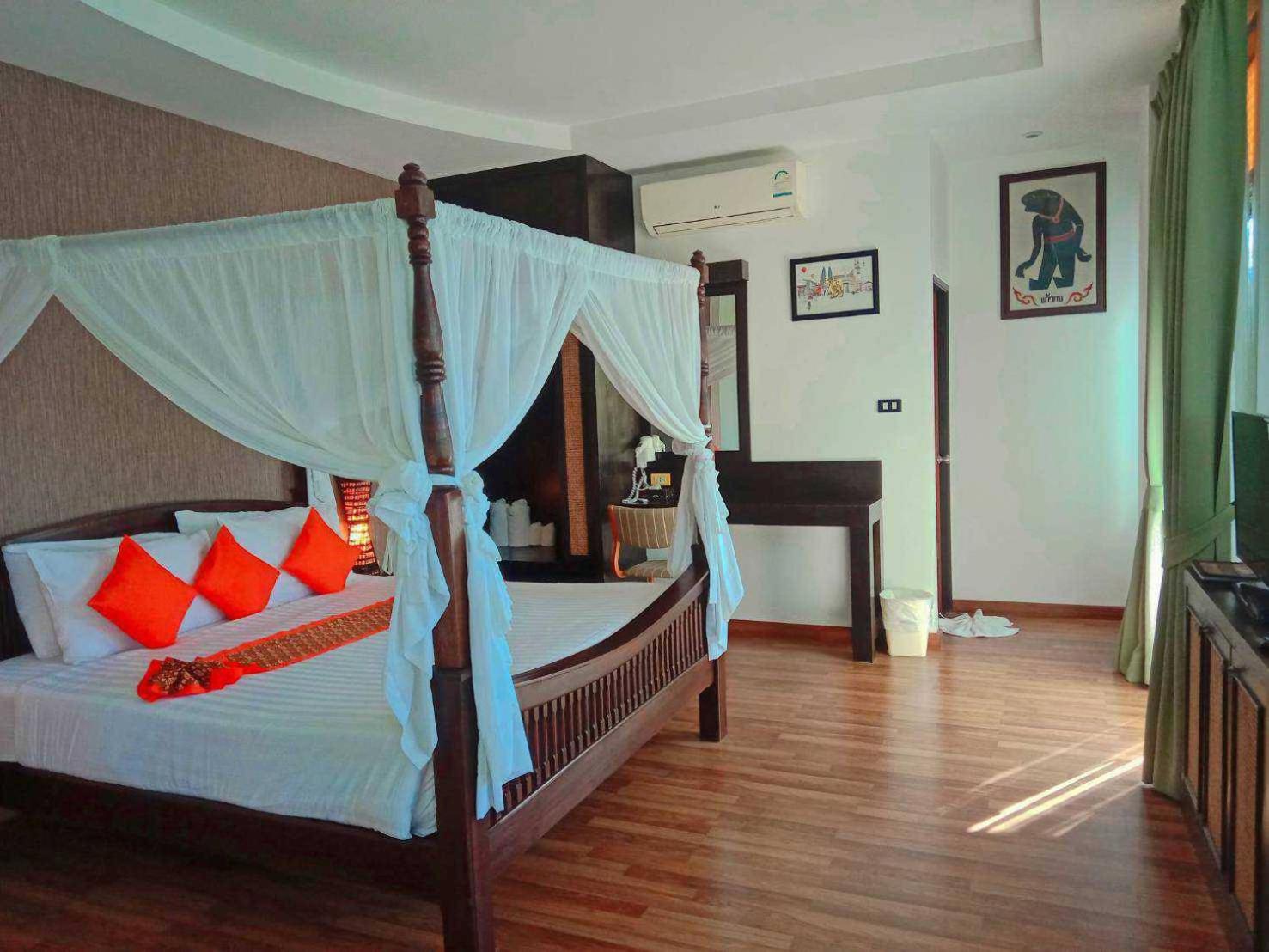 Jingjit Hotel Krabi Exterior photo