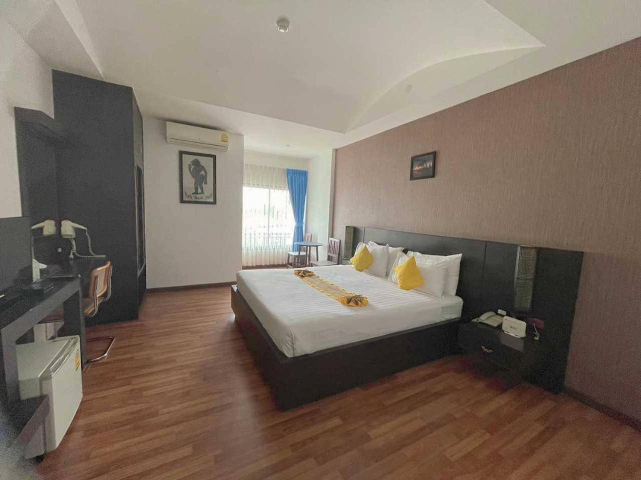 Jingjit Hotel Krabi Exterior photo