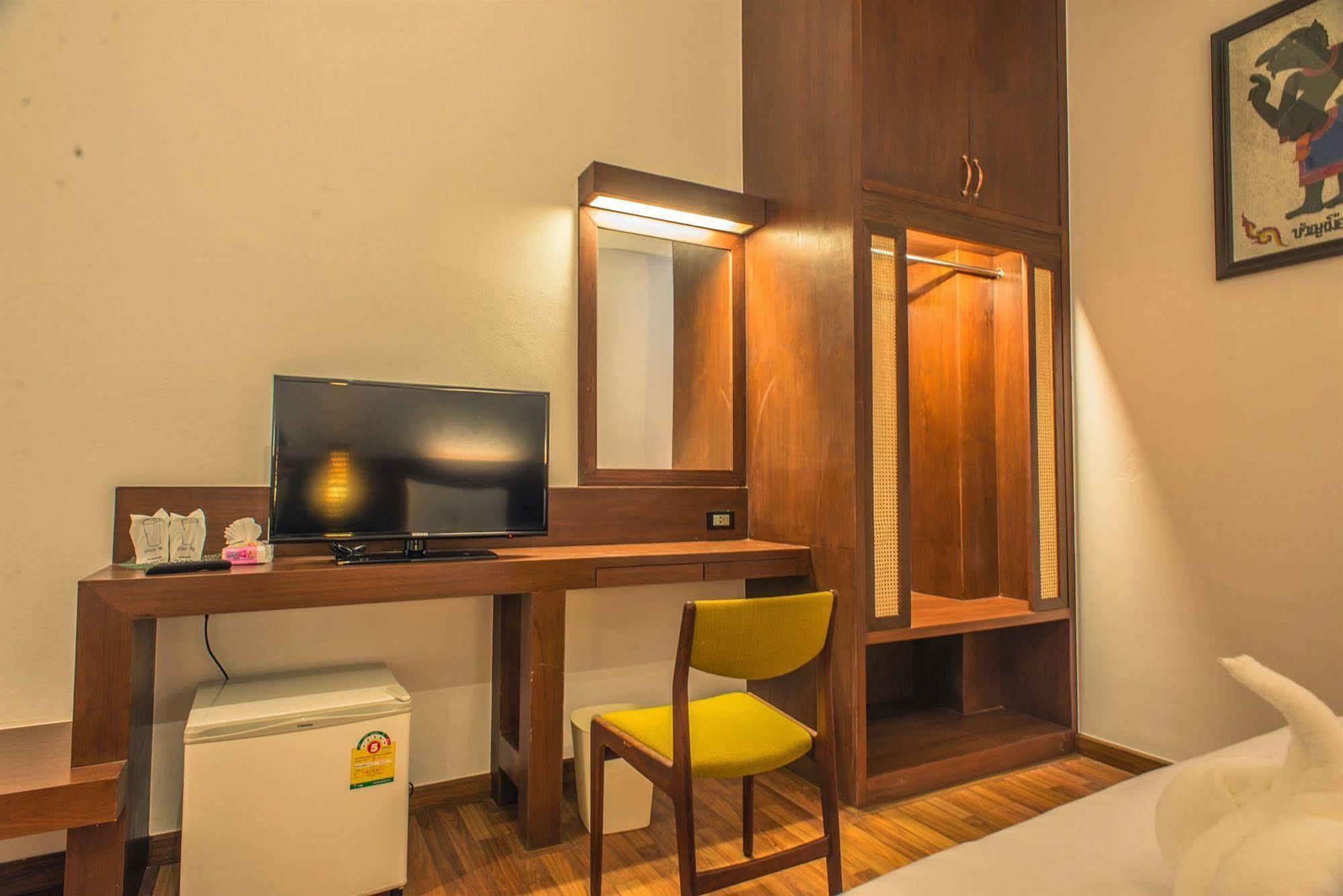 Jingjit Hotel Krabi Exterior photo